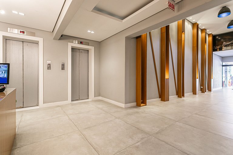 Bridge View | 250m from the Public Market #CA81