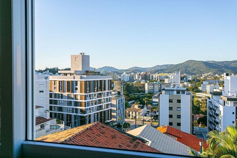 500m from UFSC | 32" Smart TV #CARV04