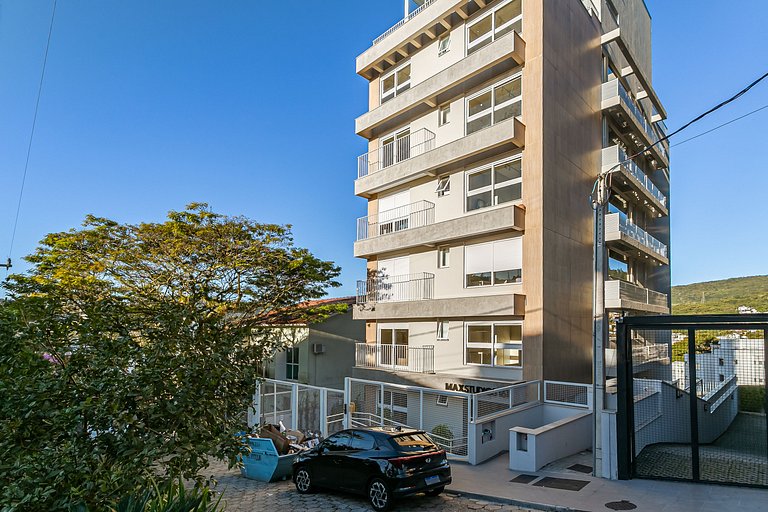 500m from UFSC | 32" Smart TV #CARV04