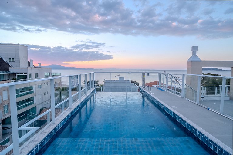 Swimming Pool with Sea View | WI-FI 1000mb #CHA11