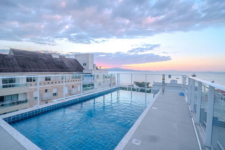 Swimming Pool with Sea View | WI-FI 1000mb #CHA11