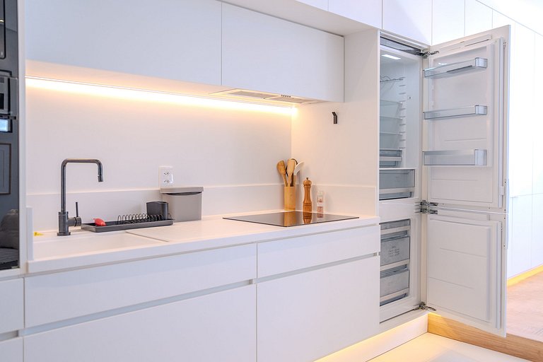 Partial Sea View | Food Hall | Pool #CA78