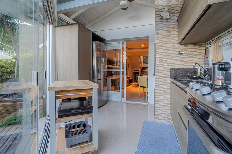 Condominium House | Pier at Lagoon #LA15