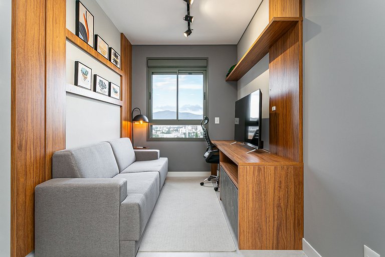 500m da UFSC | Smart TV de 50" #CARV03