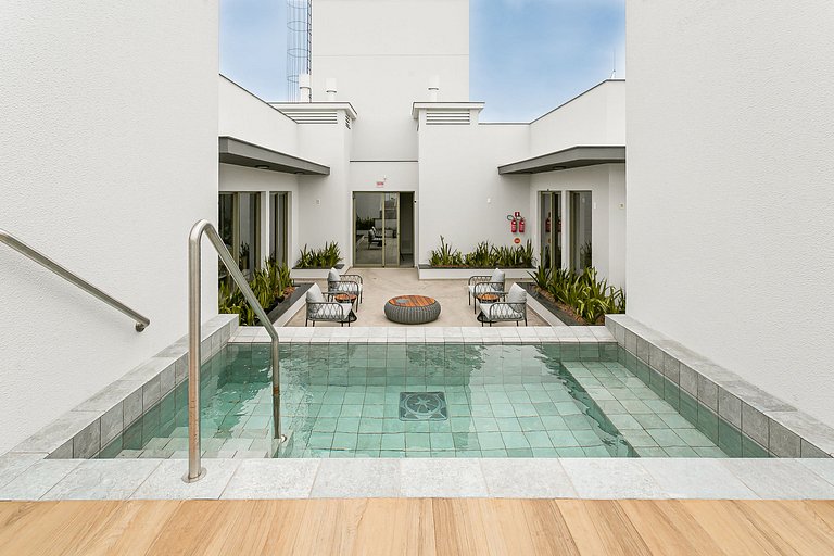 Piscina no Rooftop | 550m da Praia de Jurerê #JA38