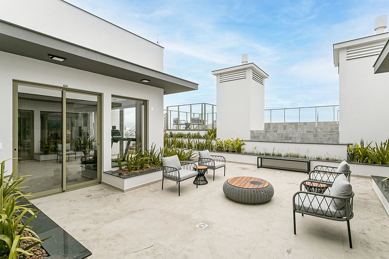Piscina no Rooftop | 550m da Praia de Jurerê #JA38