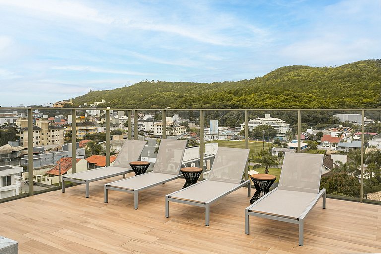 Piscina no Rooftop | 550m da Praia de Jurerê #JA38