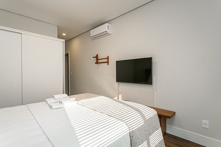 250m from Jurerê Beach | WI-FI 300mb #JA40