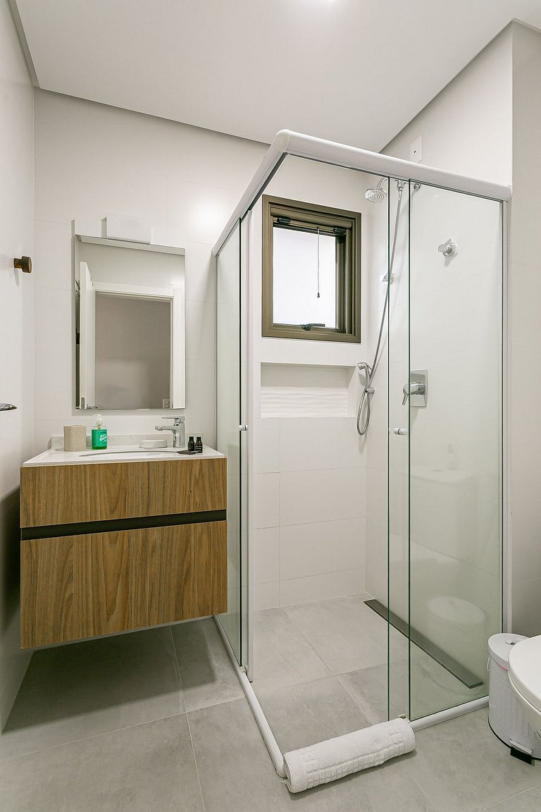 250m da Praia de Jurerê | WI-FI 300MB #JA40