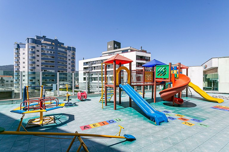 Penthouse with Partial Sea View #TRINA01