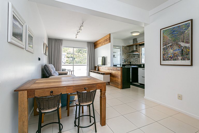 Cobertura com Vista Parcial do Mar #TRINA01