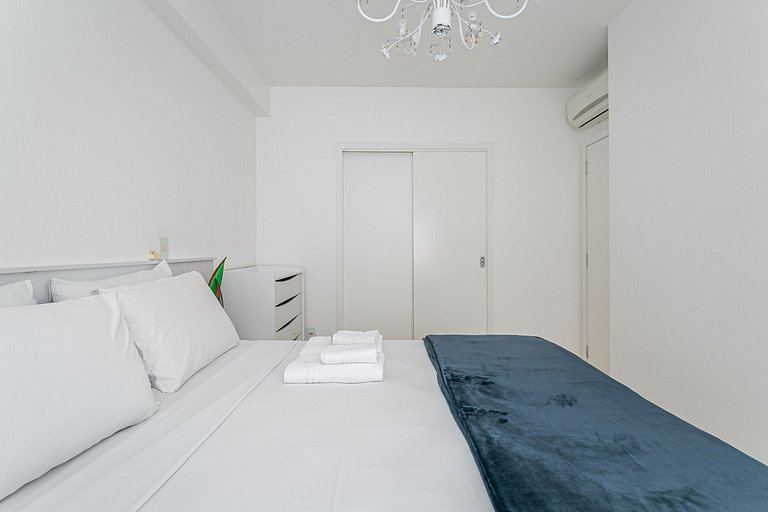 Penthouse with Partial Sea View #TRINA01