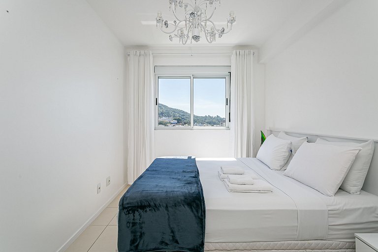 Penthouse with Partial Sea View #TRINA01