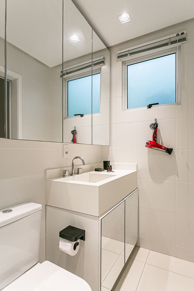 Penthouse with Partial Sea View #TRINA01