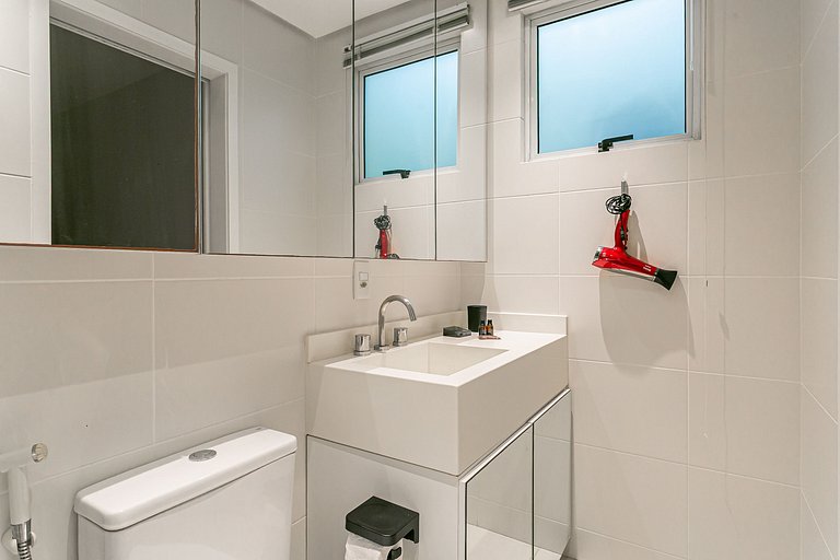 Penthouse with Partial Sea View #TRINA01