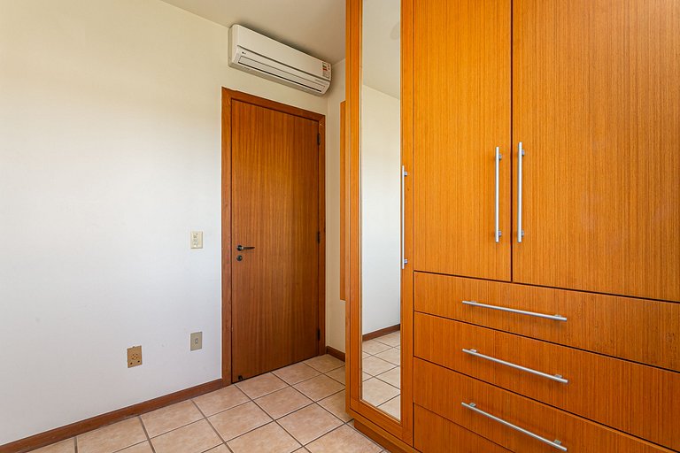 400m da Praia de Jurerê | Smart TV 50" #JA39