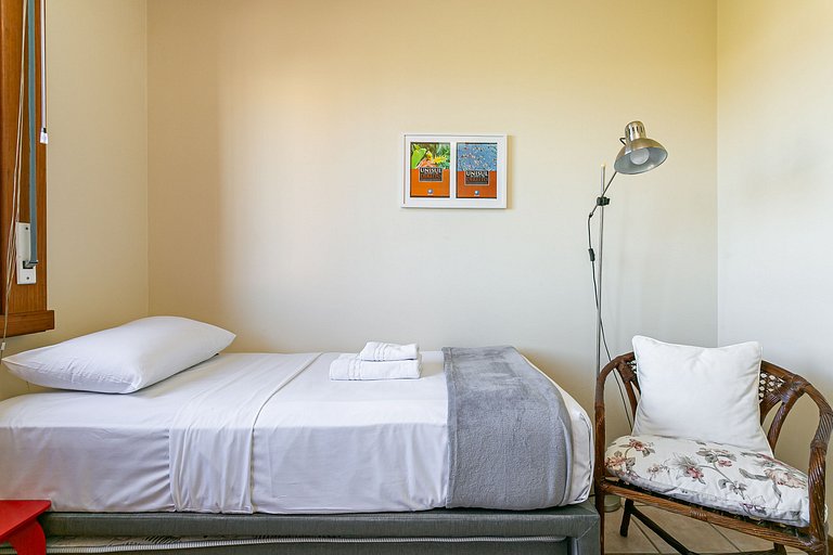 400m da Praia de Jurerê | Smart TV 50" #JA39