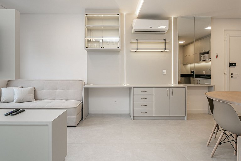 Studio moderno 500m UFSC | TV 42" #CARV05