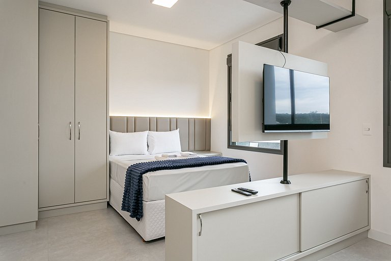 Modern Studio 500m from UFSC | 42" TV #CARV05