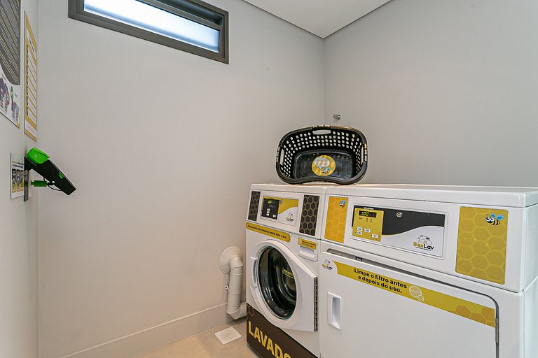 Modern Studio 500m from UFSC | 42" TV #CARV05