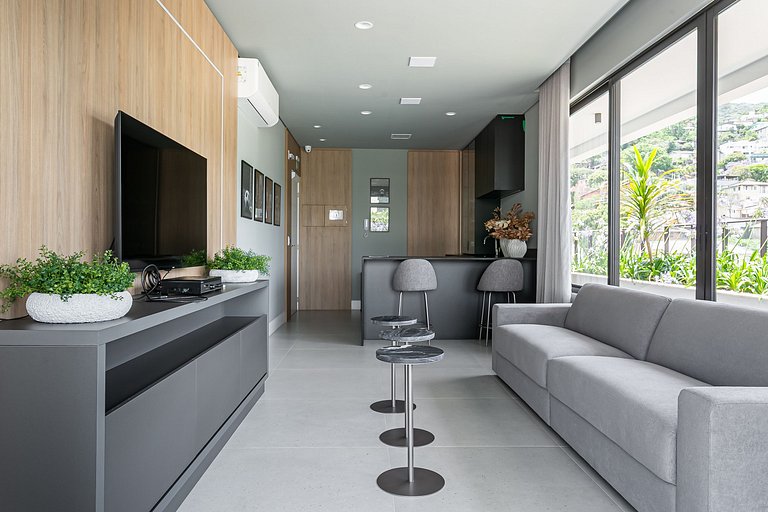 Modern Studio | 600MB | Pool & Gym #SG01