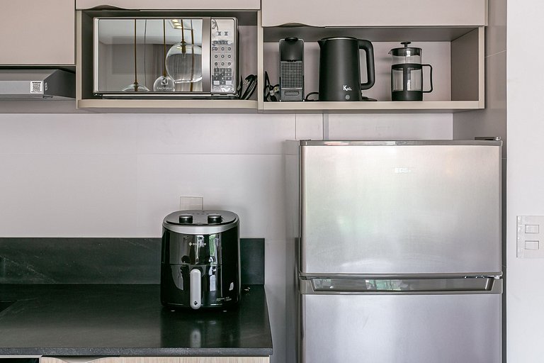 Modern Studio | 600MB | Pool & Gym #SG01