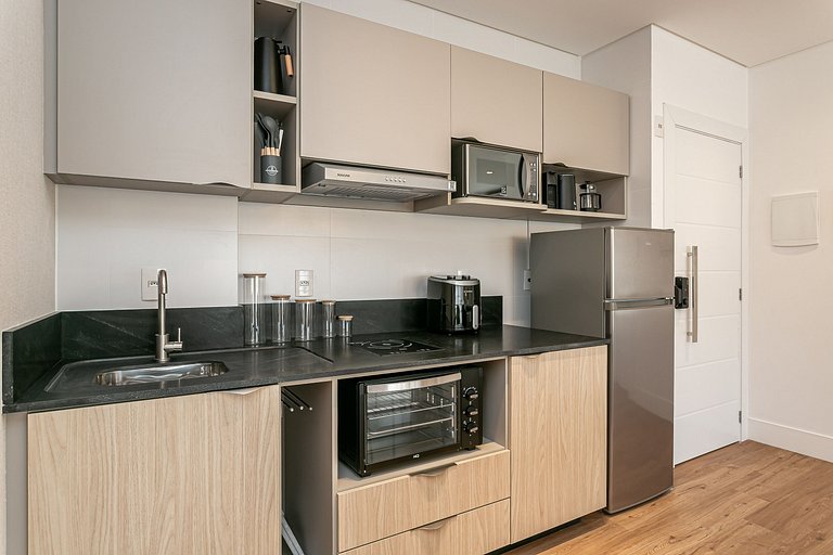 Modern Studio | 600MB | Pool & Gym #SG01