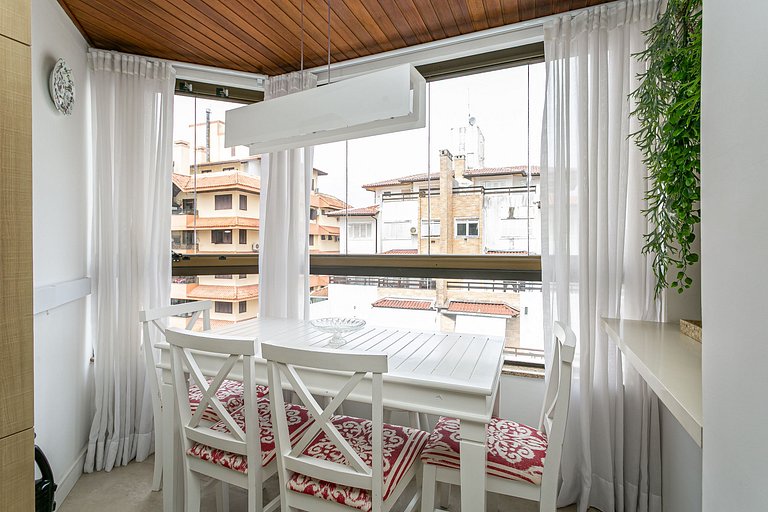 500m from Jurerê Beach | 300MB WI-FI #JA41