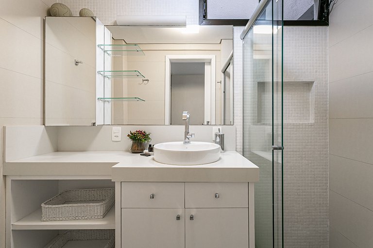 500m da praia de Jurerê | WI-FI 300MB #JA41