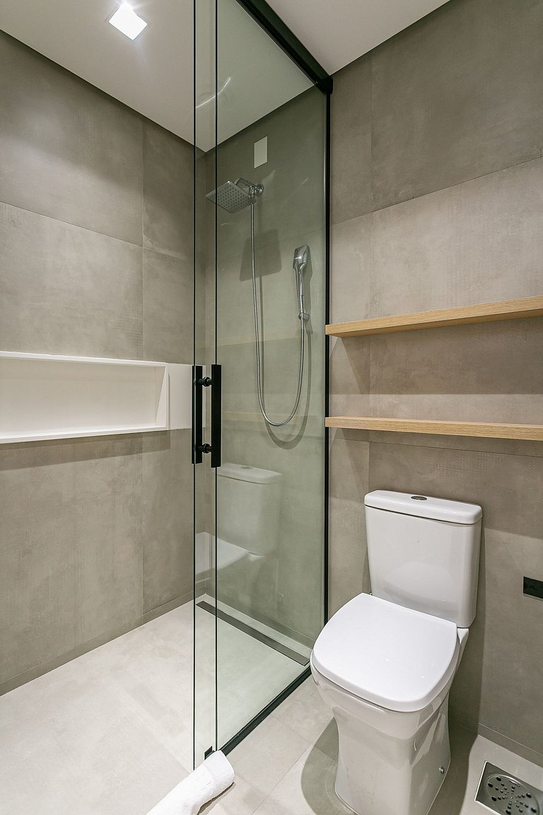 500MB | Rooftop Pool #SG02