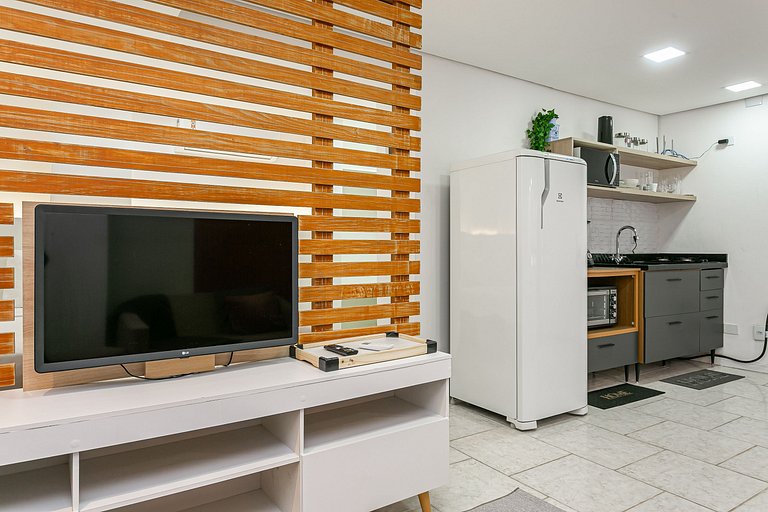 Polo Central | 300MB Wi-Fi | Smart TV #CA94