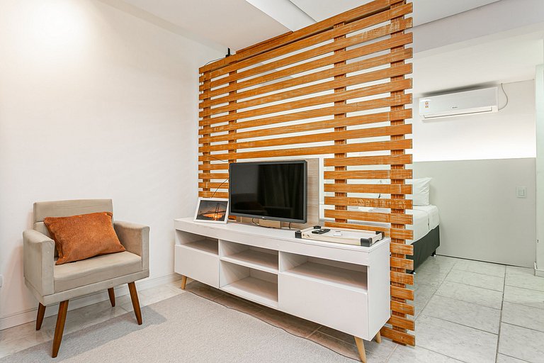 Polo Central | 300MB Wi-Fi | Smart TV #CA94