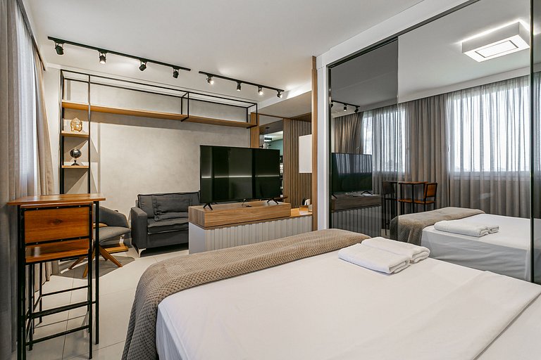 Foodhall | WI-FI 800MB | 450m from Shopping #CA98