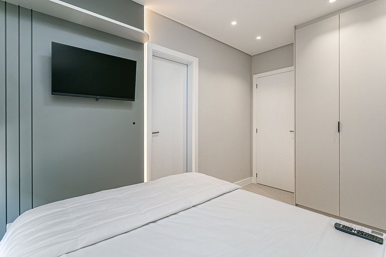 300m from Ingleses Beach | Rooftop Pool #IA36