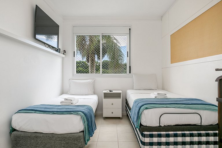 Pool in Jurerê | WI-FI 500MB #JA43