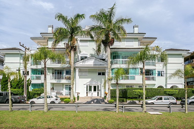 Pool in Jurerê | WI-FI 500MB #JA43