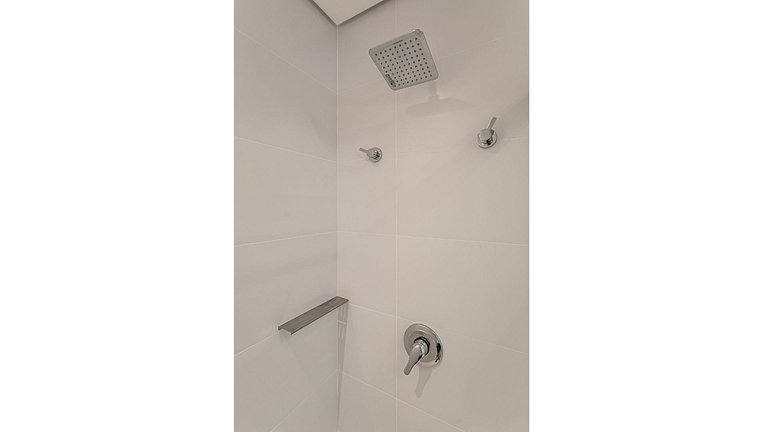 Modern Studio | 600MB | Pool & Gym #SG01