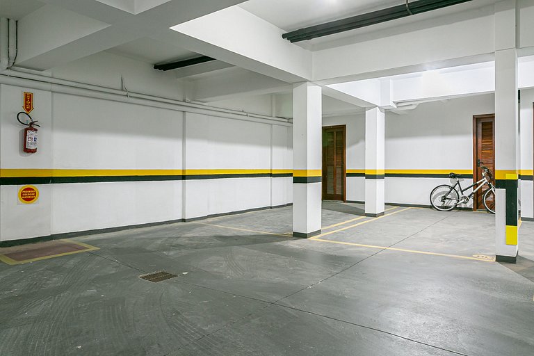 300m from Lagoa da Conceição | Wi-Fi 600mb #LA13D