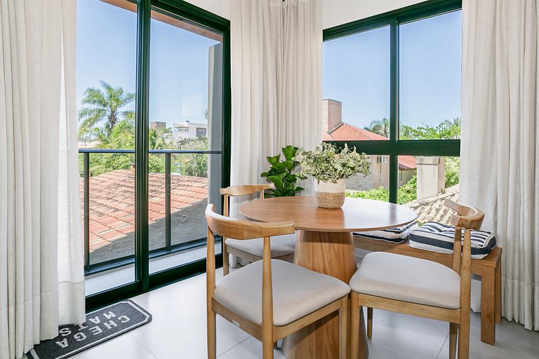 Pool | 50" Smart TV #CAMP17