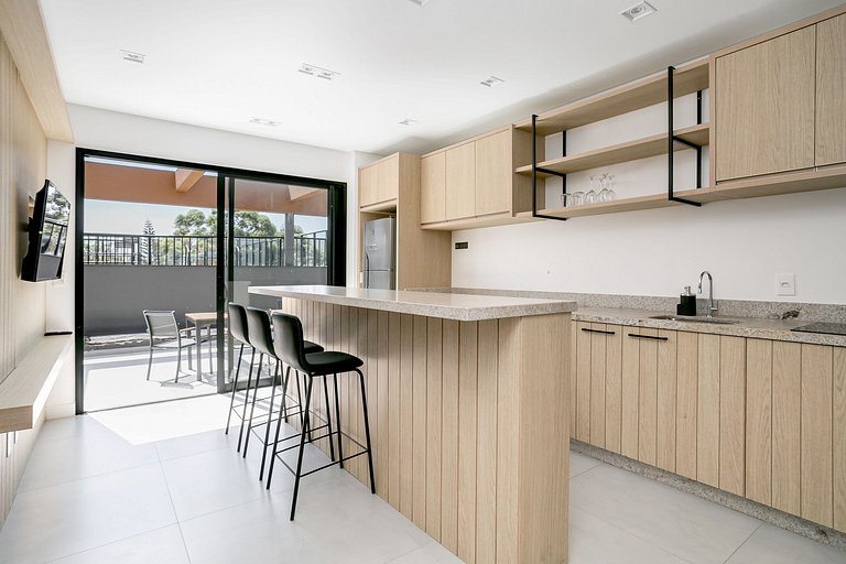 Pool | 50" Smart TV #CAMP17