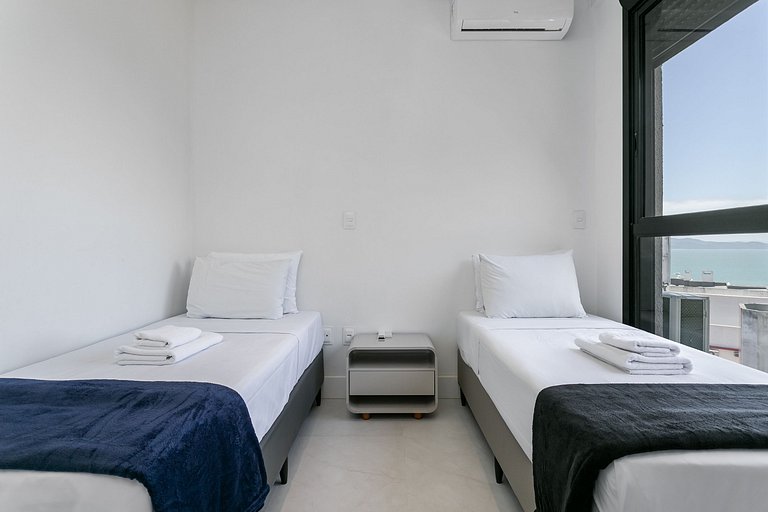 55" Smart TV | WI-FI 600MB | near Beach #CANA24