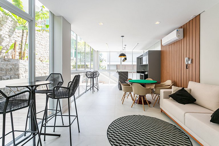 55" Smart TV | WI-FI 600MB | near Beach #CANA24