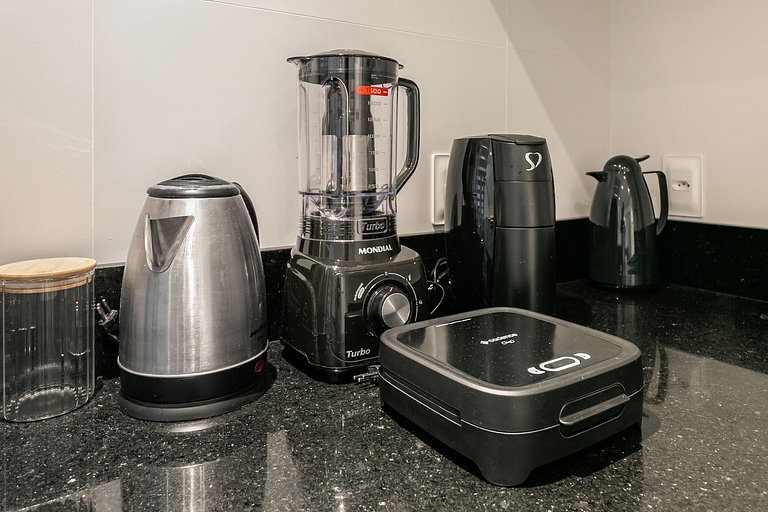 Vista Parcial do Mar | Piscina | WIFI 200mb #SAL09