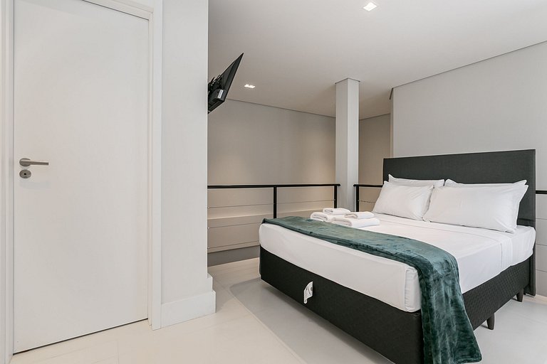 Vista Parcial do Mar | Piscina | WIFI 200mb #SAL09