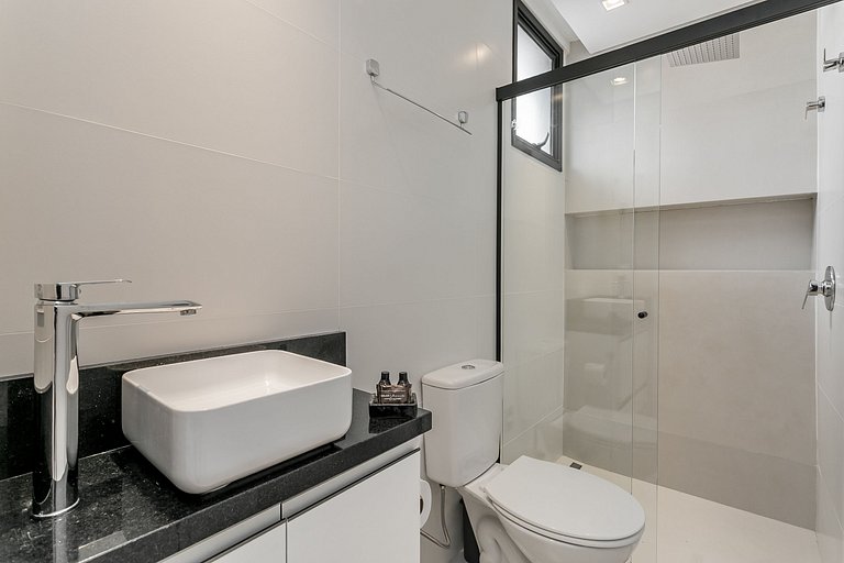 Vista Parcial do Mar | Piscina | WIFI 200mb #SAL09