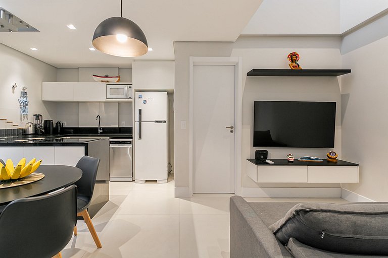 Vista Parcial do Mar | Piscina | WIFI 200mb #SAL09