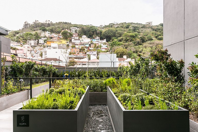 WI-FI 400MB | FoodHall | 450m from Shopping #CA100