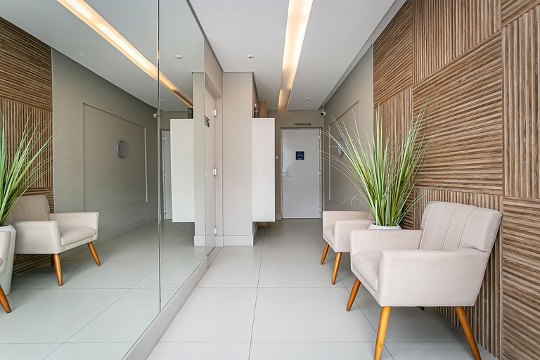 Excellent Location + 800MB Wi-Fi #TRINA10