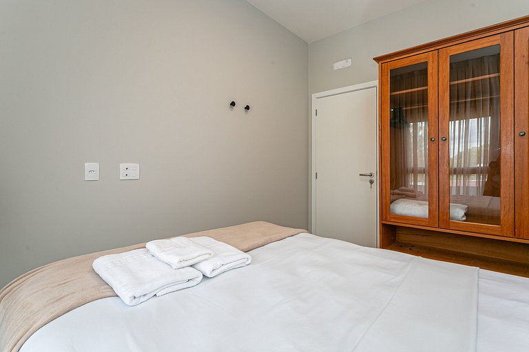 Modern Apartment | Rooftop with Pool #CHA16