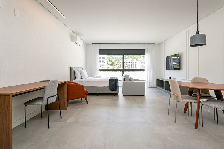 Piscina + 400MB | Polo Tech #SG07